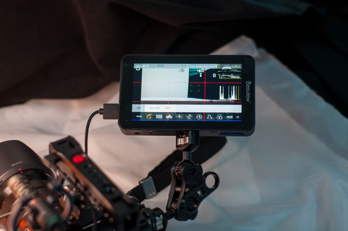 聊聊近两个月里我给新买的索尼6400搭配的那些配件