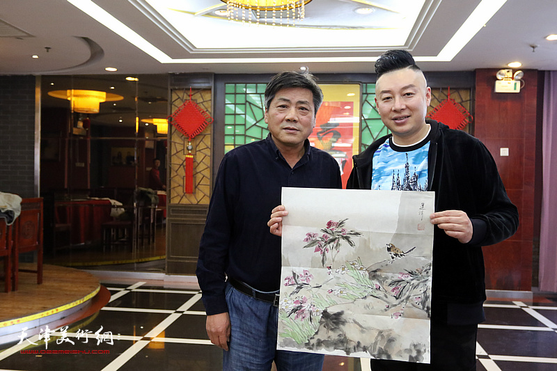 巨龙画院新春团拜活动在江泽福轩大饭店举行