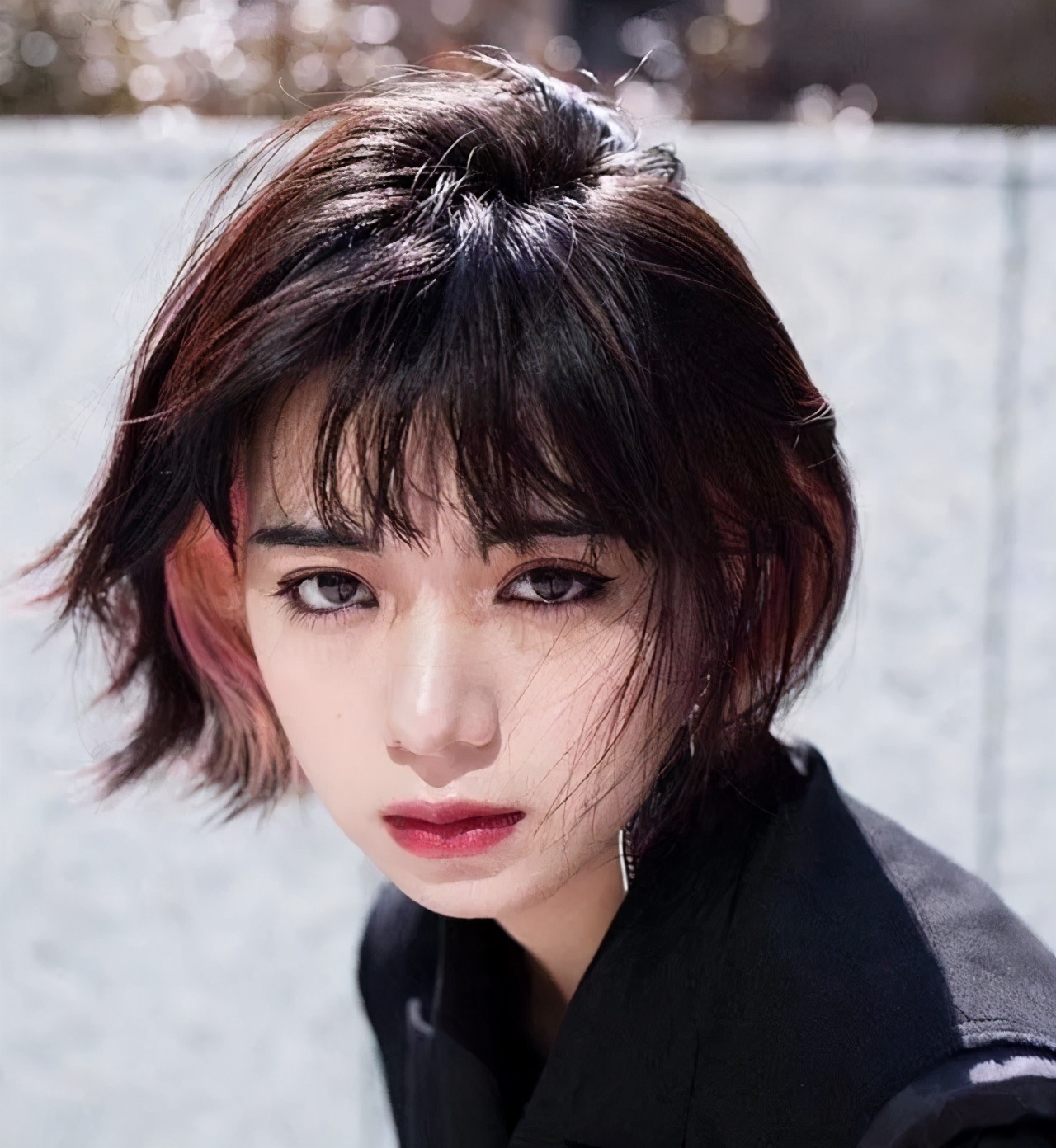 你的五官看起来很好画,你的五官是什么风格