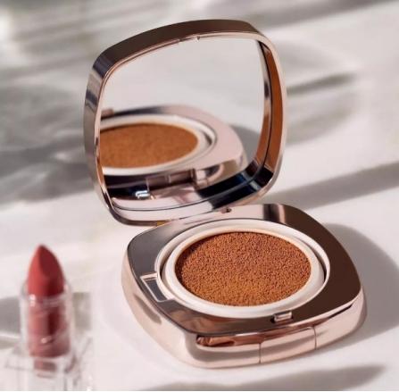 芭比波朗366和阿玛尼206对比,芭比波朗粉底液持久遮瑕测评