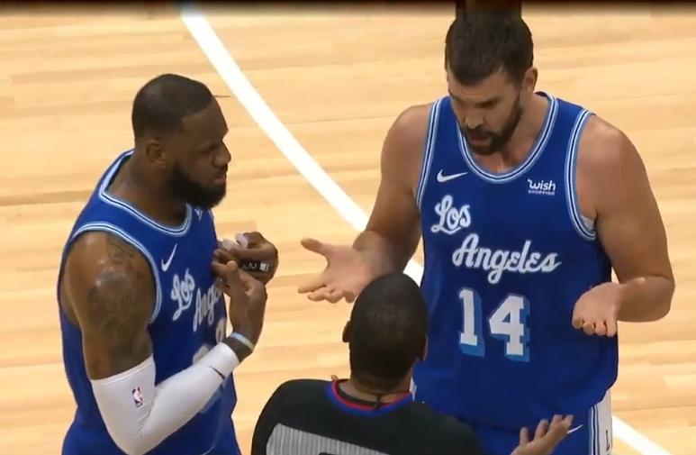 浓眉明显撑不住湖人,浓眉没力气了