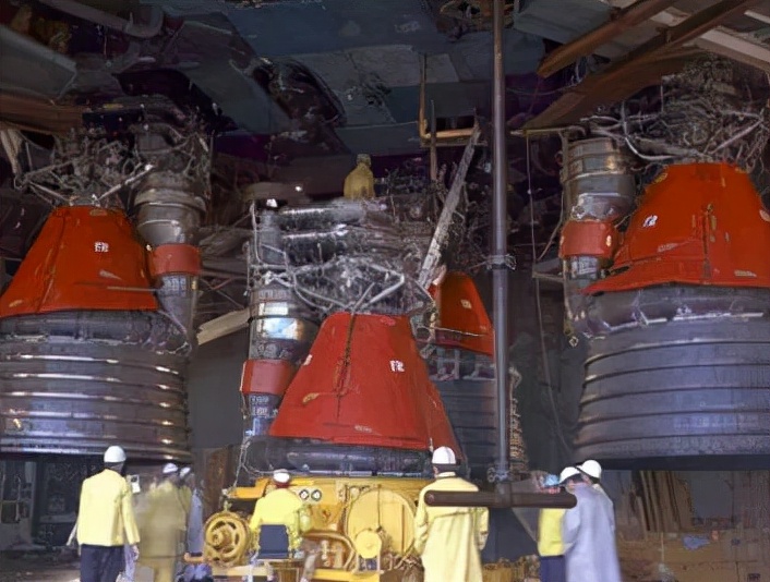 世界首富贝佐斯谈亚马逊商业模式,世界首富贝佐斯公司占股