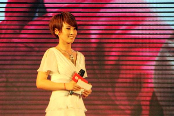 吴京攀登者人物介绍,攀登者吴京原型人物媳妇是谁