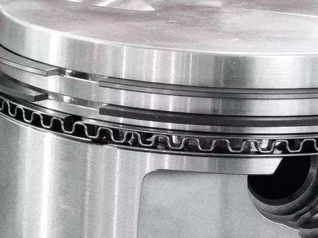 汽车开几年动力不足,汽车动力不足加速无力什么原因