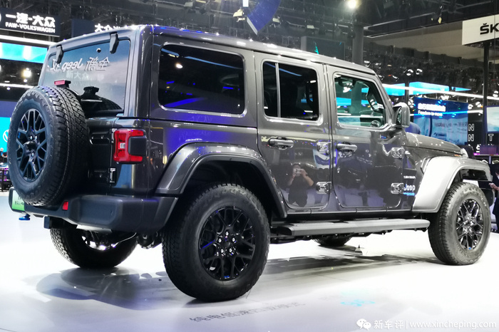 吉利星瑞和高尔夫8哪个更值得买,高尔夫和星瑞