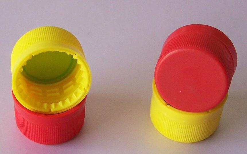 维生素瓶盖按压打不开,可乐瓶盖打不开怎么办