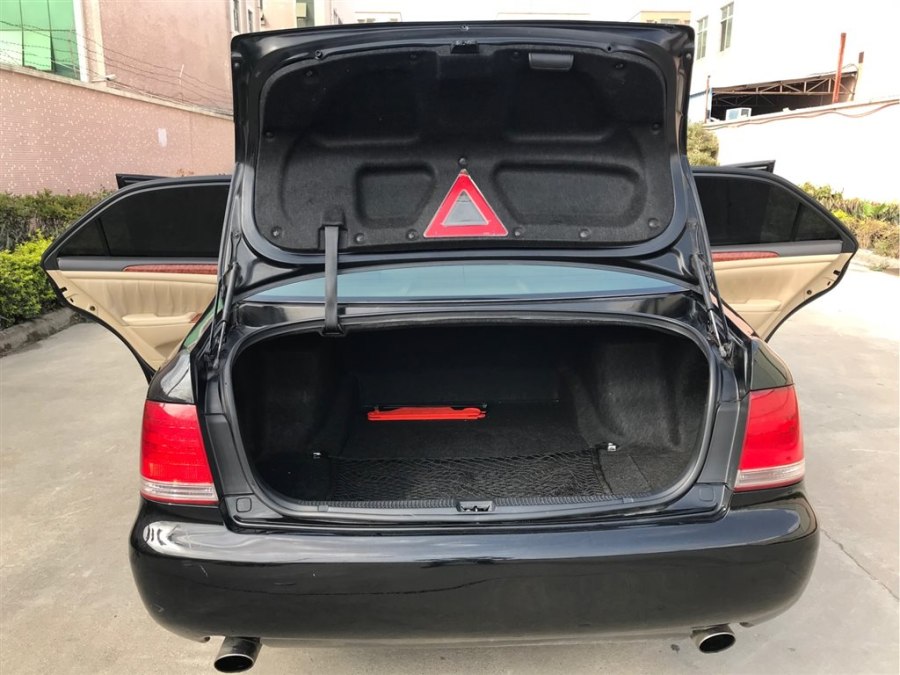 12代丰田皇冠3.0沙龙顶配版,丰田巅峰