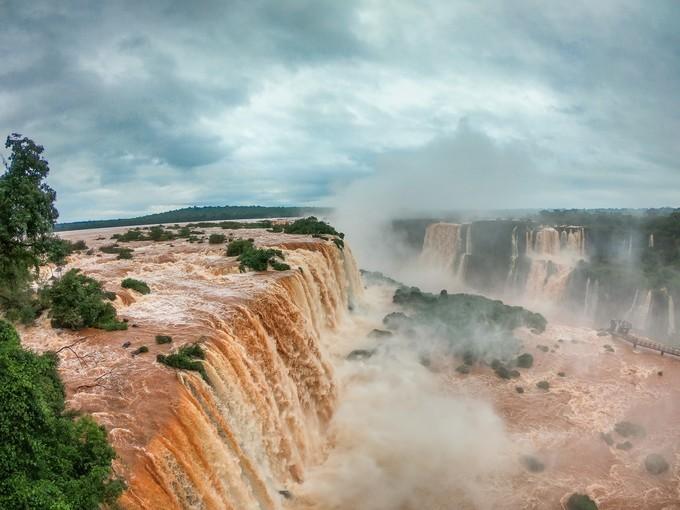 再次拥抱巴西，千万种风情想与你诉说,上）