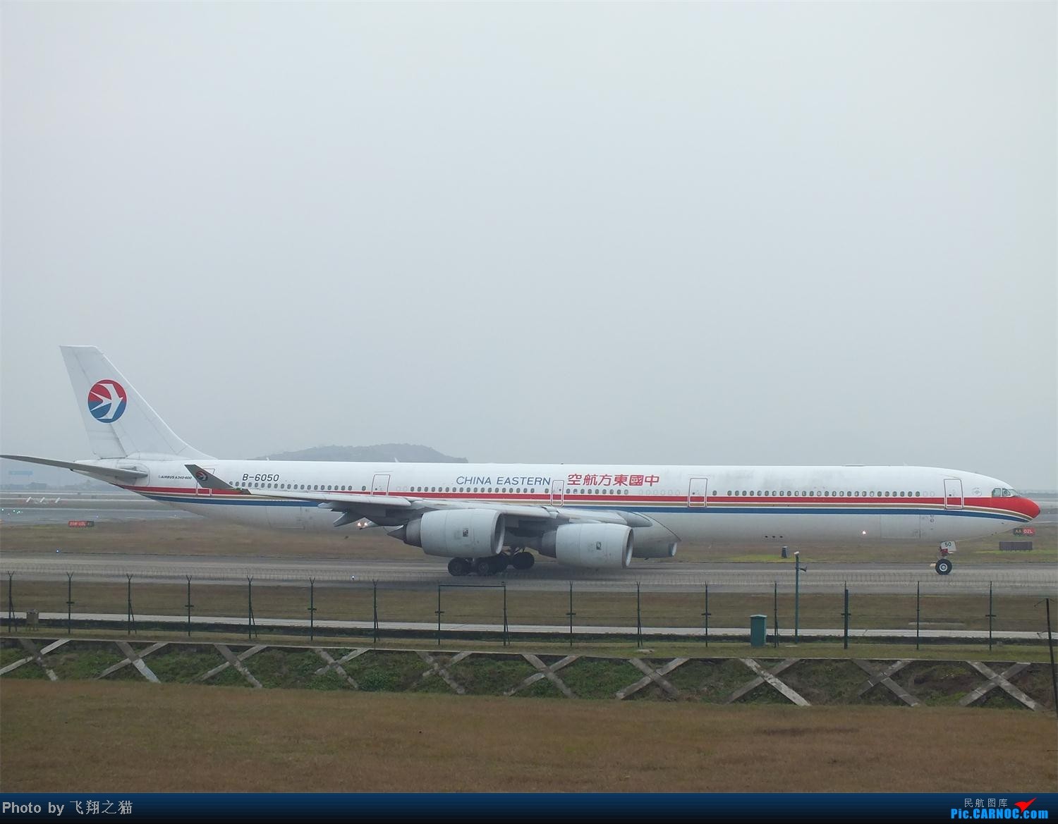 能飞起来的飞机视频,能飞起来的小型航班飞机