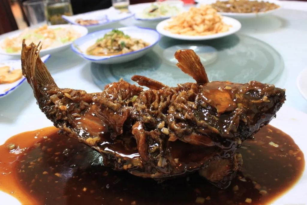 55天紧急状态，你看天津几分像从前，早点硬菜点心安排起来