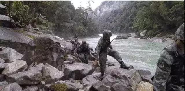 100张中国海防巡逻图,看哭了盘点中国军人的戳泪瞬间