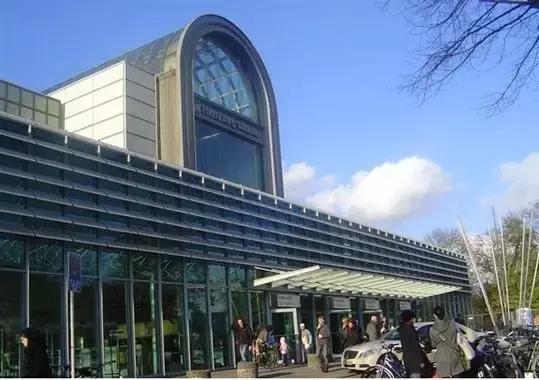 闀滃ご涓嬬殑寰峰啗,鍟嗗懆涓撴爮