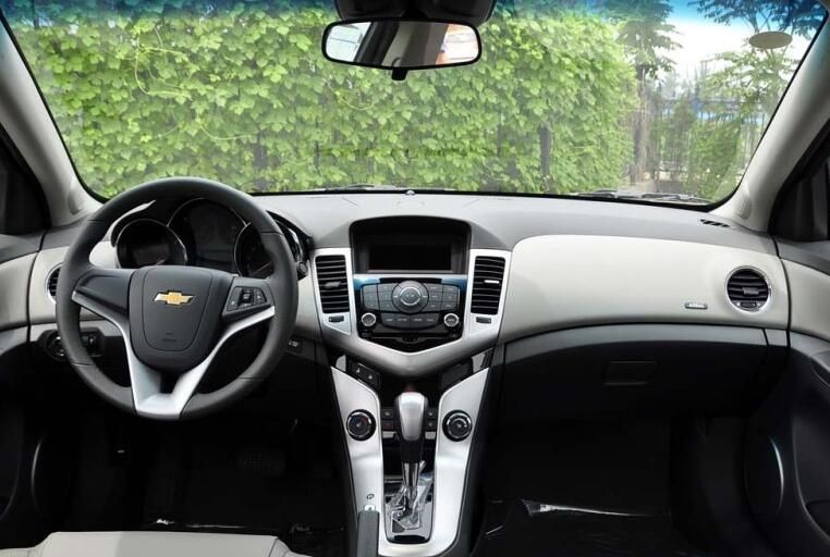 雪佛兰科鲁兹从第一代到最后一代,曾经一代神车雪佛兰科鲁兹