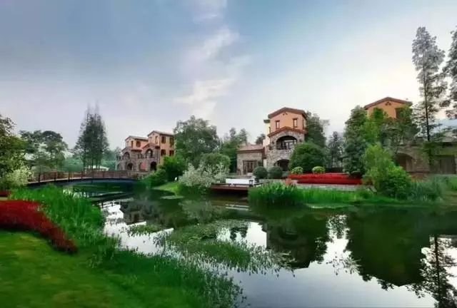 青城山环境幽静旅游的好地方,想住世外桃源