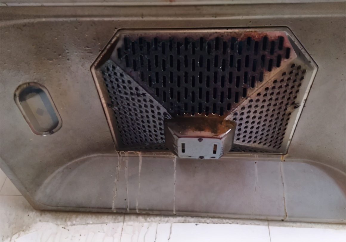 春节清洗油烟机有什么妙招,过年大扫除厨房油烟机清洗妙招