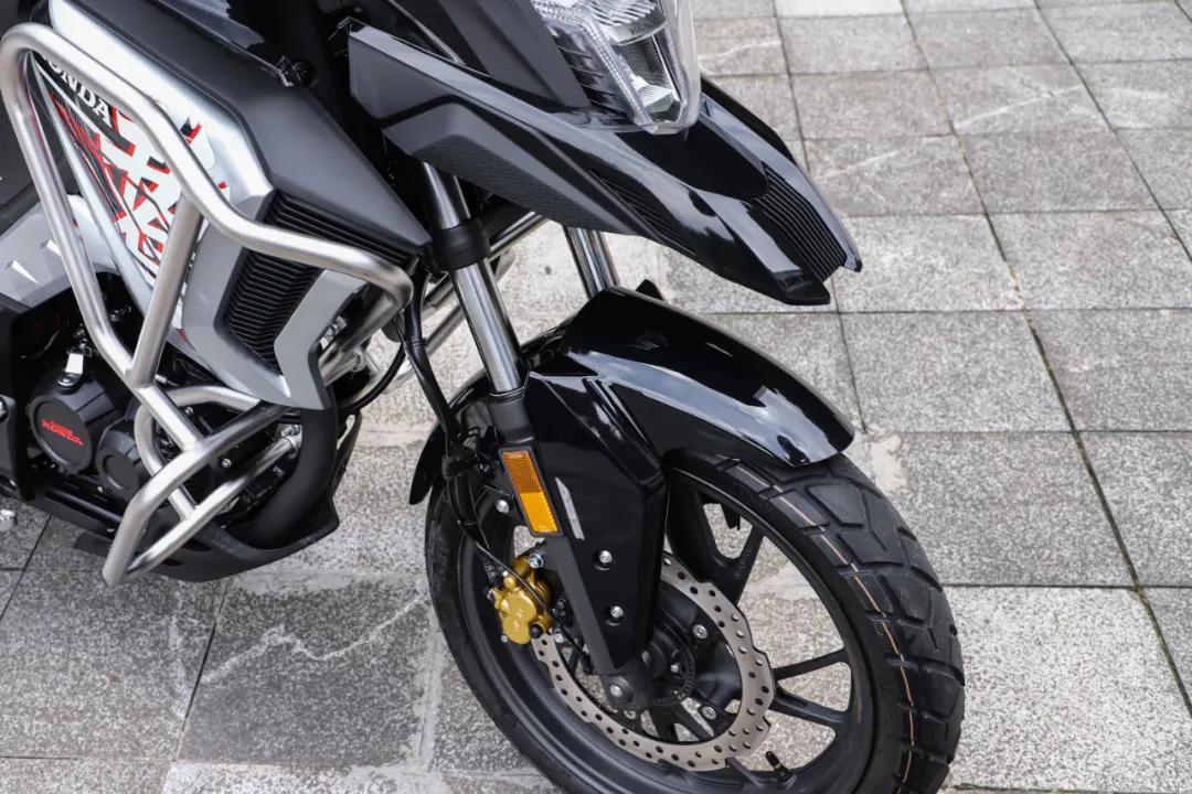 新款cb190x摩旅版需要改什么,cb190x猛鸷摩旅和标准版