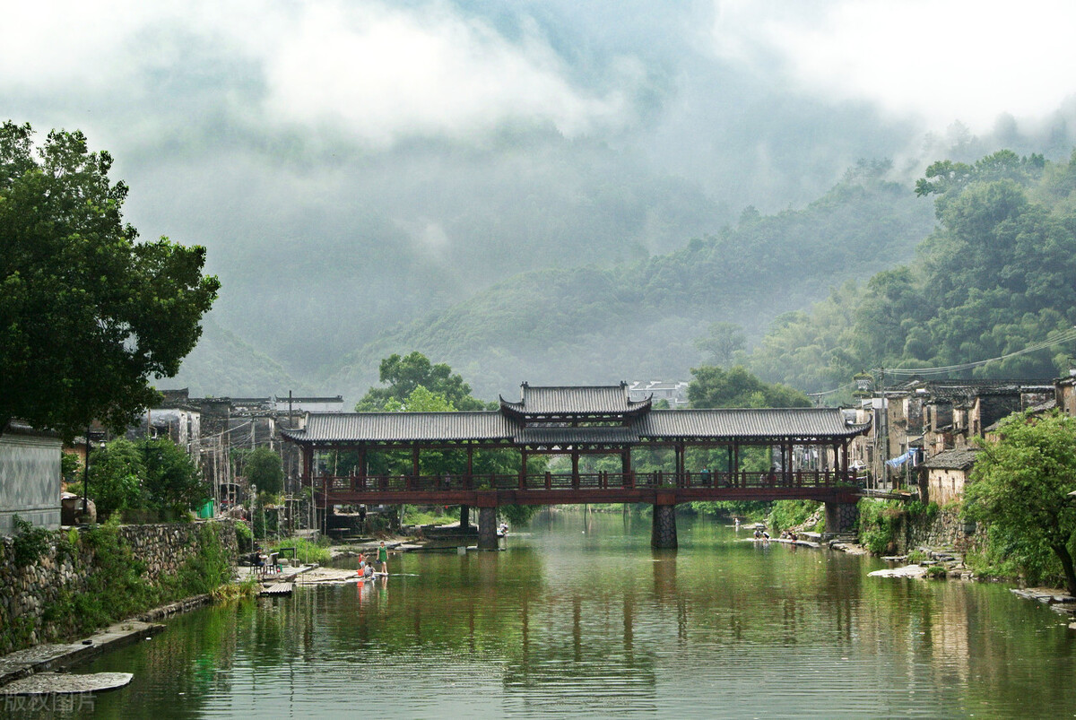 国内景色最美的十大古镇,国内风景优美的十大古镇
