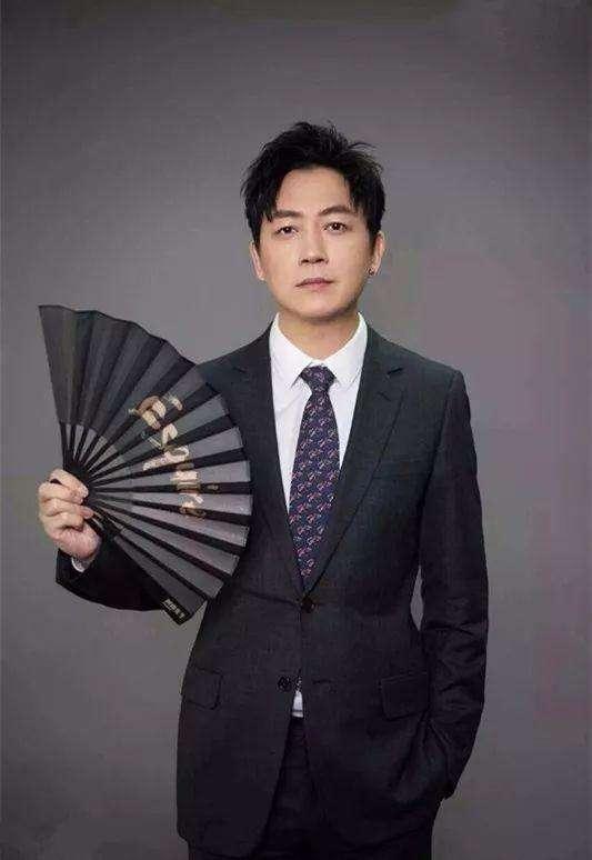 董洁离婚后和潘粤明谁过得好,董洁潘粤明离婚怎么判