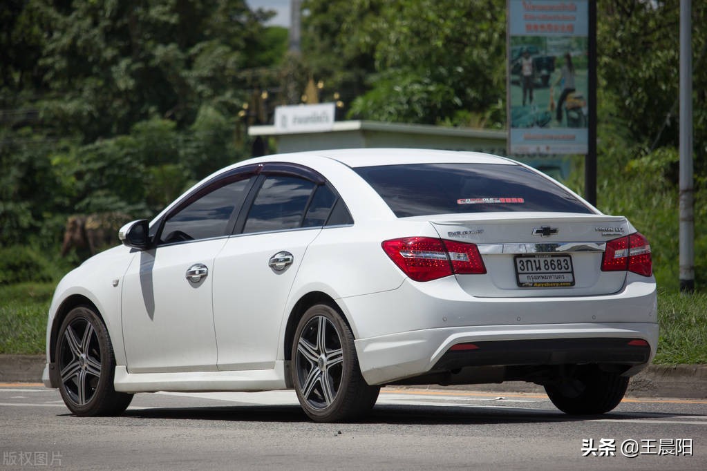 11款雪佛兰科鲁兹1.8自动挡油耗,11年雪佛兰科鲁兹1.6油耗怎么样