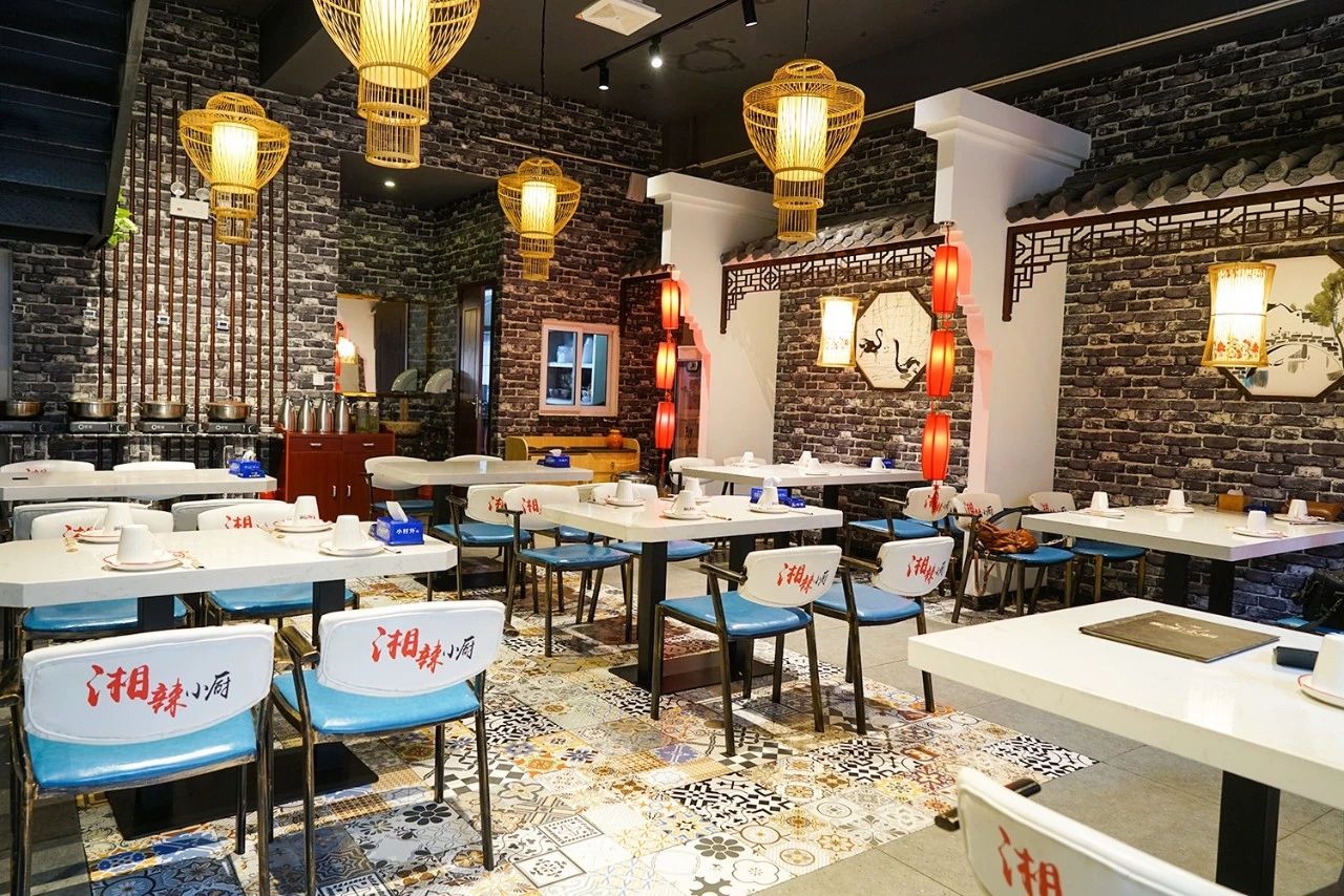 正宗湘菜剁椒鱼头,剁椒鱼头湘菜必点