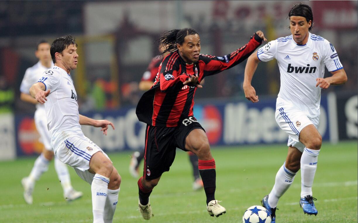 世界足坛第一人小罗,小罗从球王变囚王