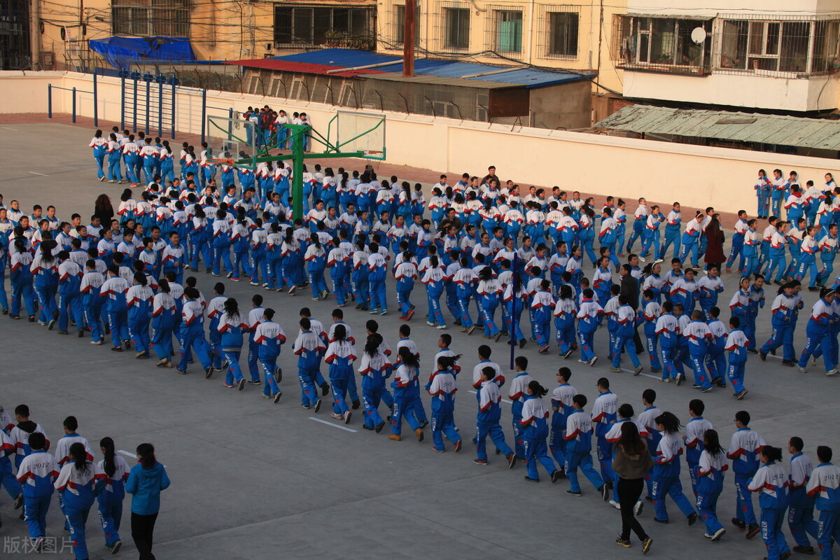 中考350是选中专好还是选技校好,中考职高技校区别