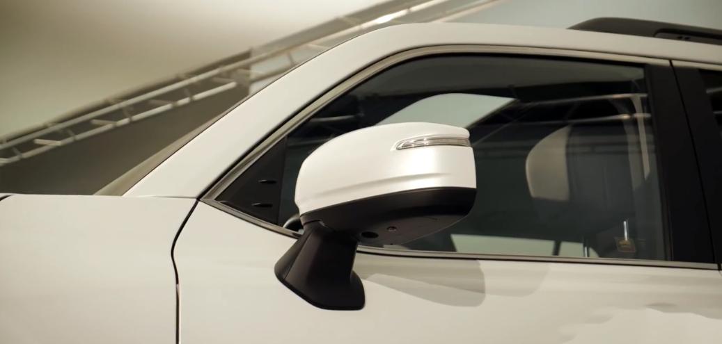 丰田全新一代普拉多霸气十足,丰田普拉多换代版曝光