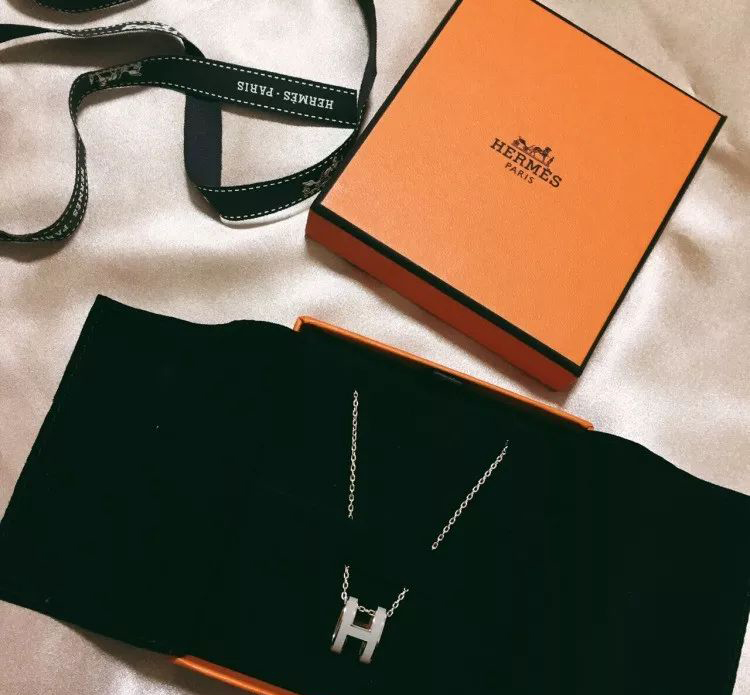 爱马仕品牌设计理念,爱马仕的品牌定位策略