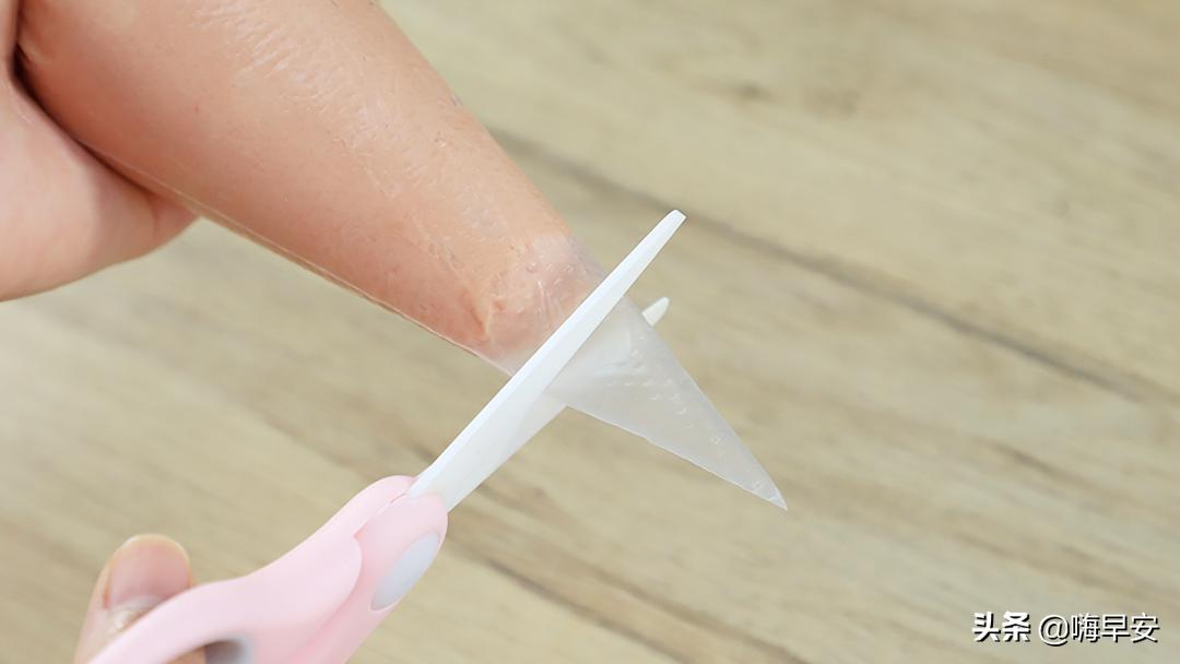 怎么自制纯肉烤肠,自制烤肠肉味十足吃着还放心