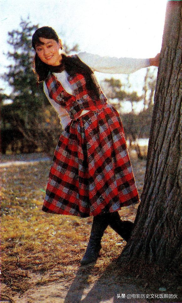 她是皇城根儿下的“北京大妞”，也是独闯纽约的坚强女人