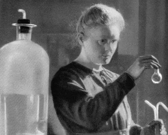 与居里夫人齐名的中国科学家,居里夫人之前有名的女科学家