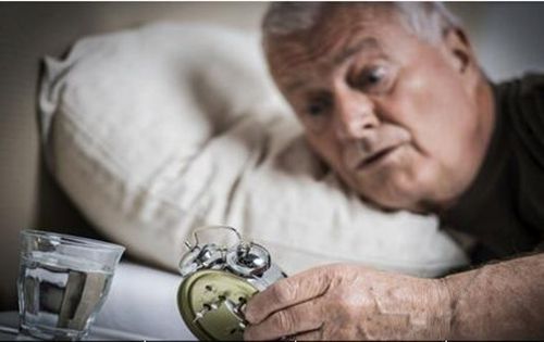 老年人长期失眠对心脏有什么影响,90岁老年人失眠难以入睡用什么药