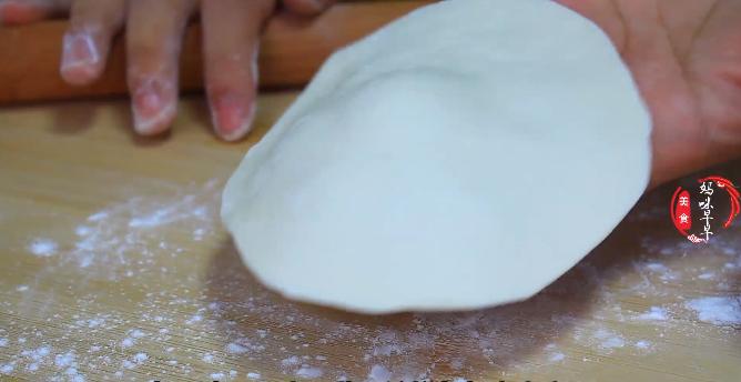 蒸包子发面忘放糖了补救方法,蒸包子放酵母和小苏打吗