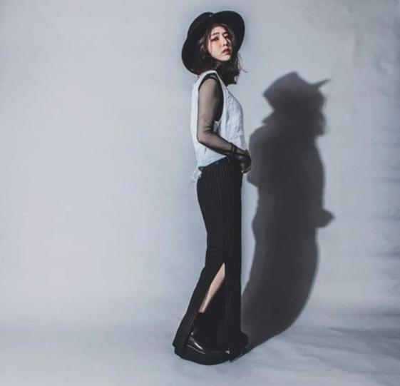 从茫茫大海中寻找命定宽裤从材质下手挑出自己的个性