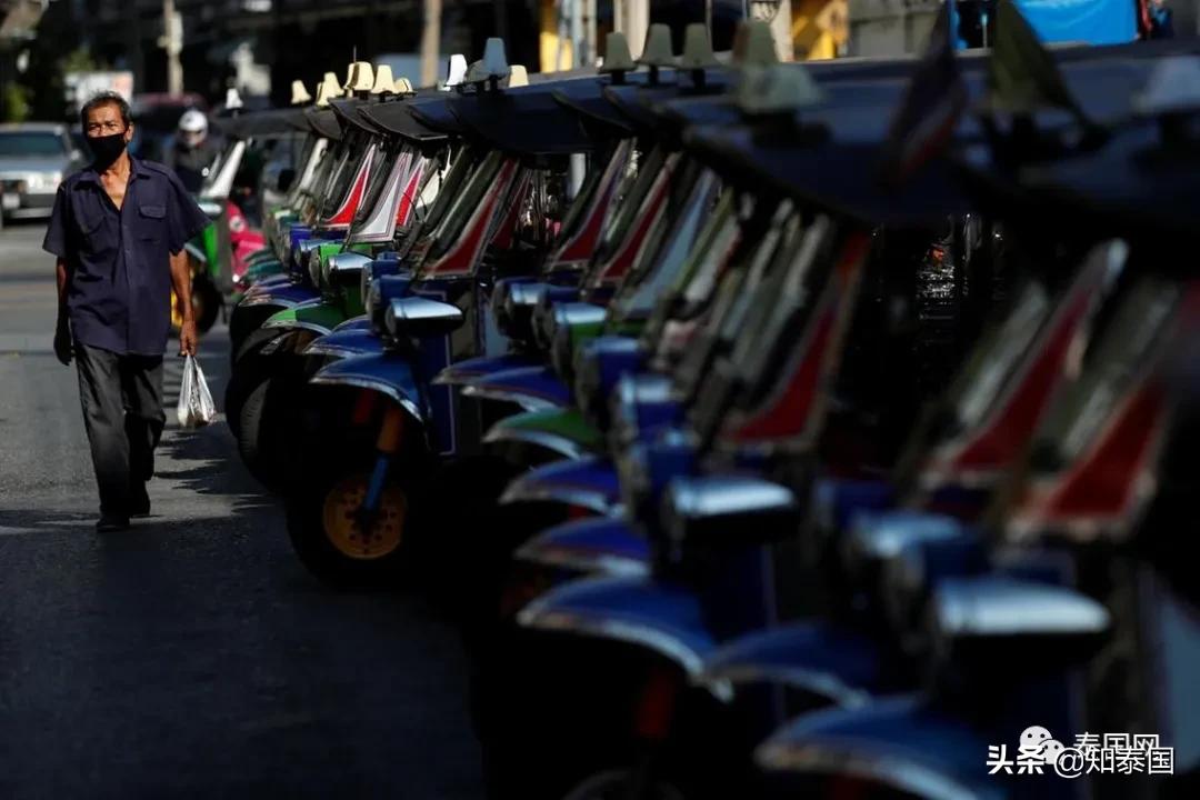 替泰国吼一声,滚蛋吧,2020年!