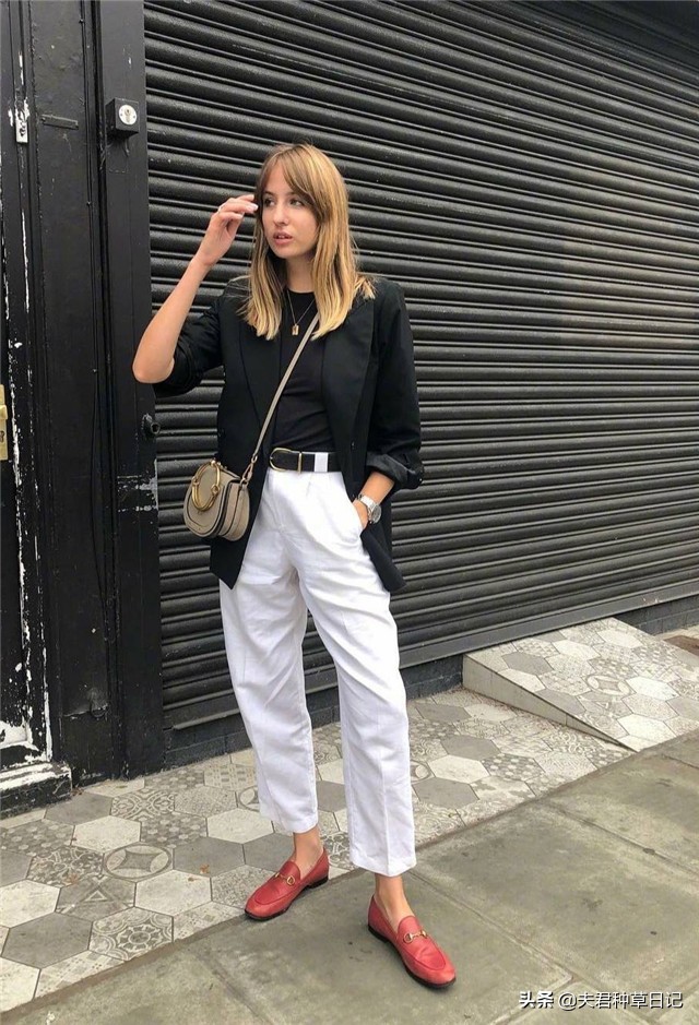 九分裤和直筒裤哪个更好搭配,今年最火的流行裤子九分裤有弹力