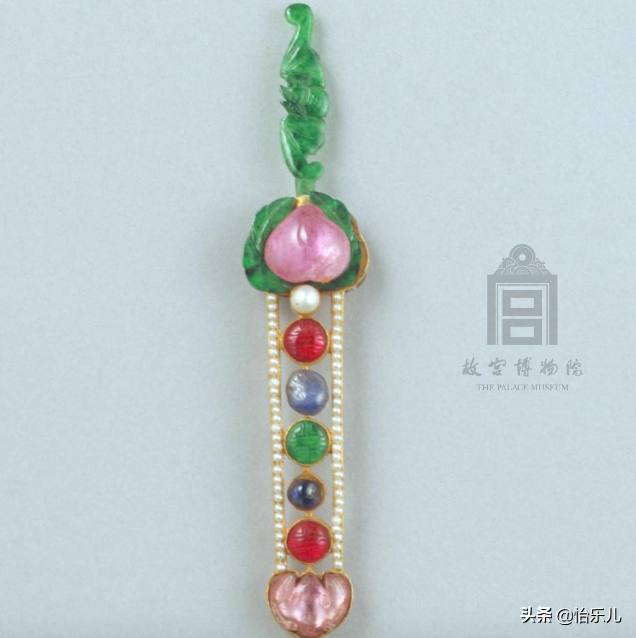 乾隆时期翡翠饰品,乾隆咸鱼翻身