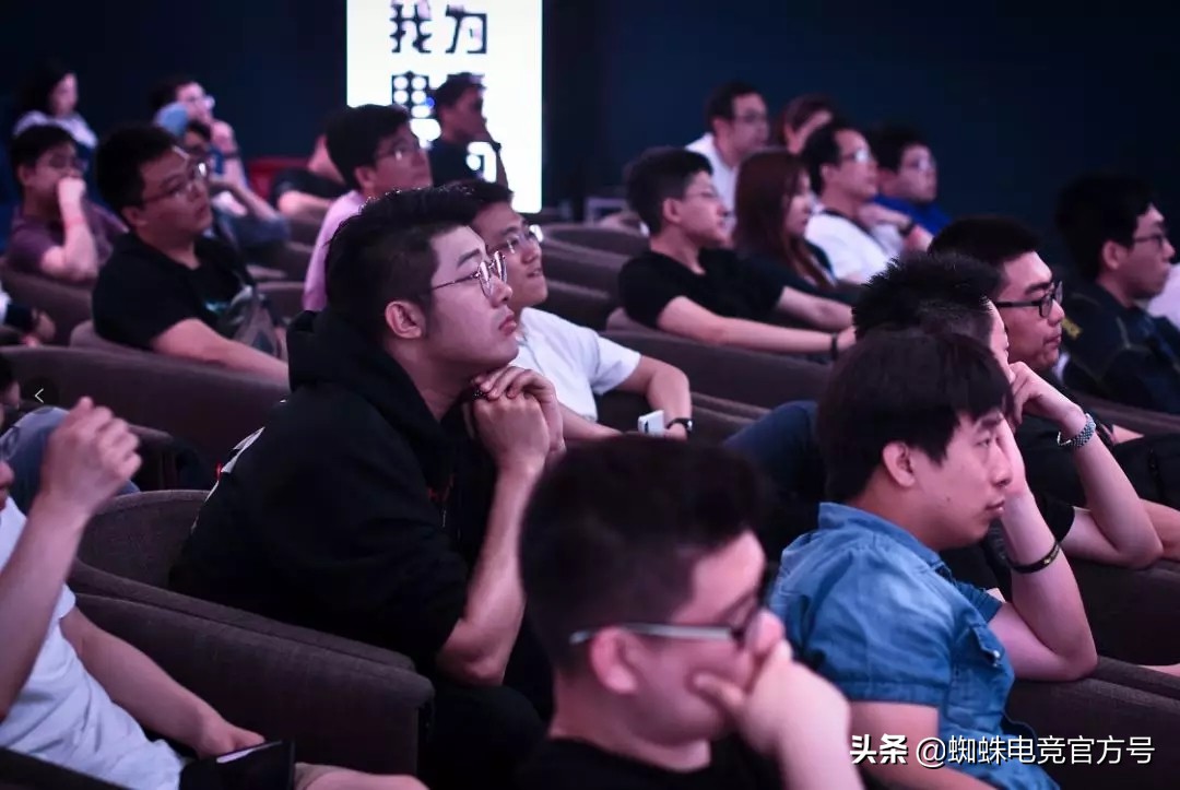 2019wcg韩国预选赛moonvsfov,moon中韩大师决赛