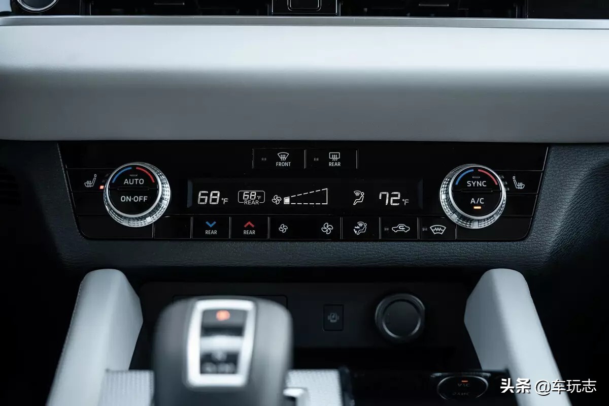 2021款三菱欧蓝德改款后,2020款三菱欧蓝德有哪些改变