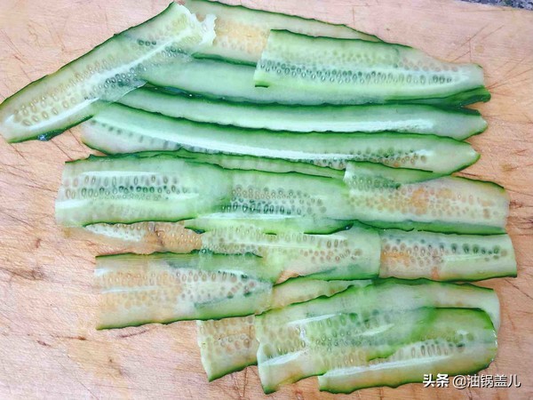 凉拌金针菇料汁的做法,家常金针菇凉拌菜做法大全