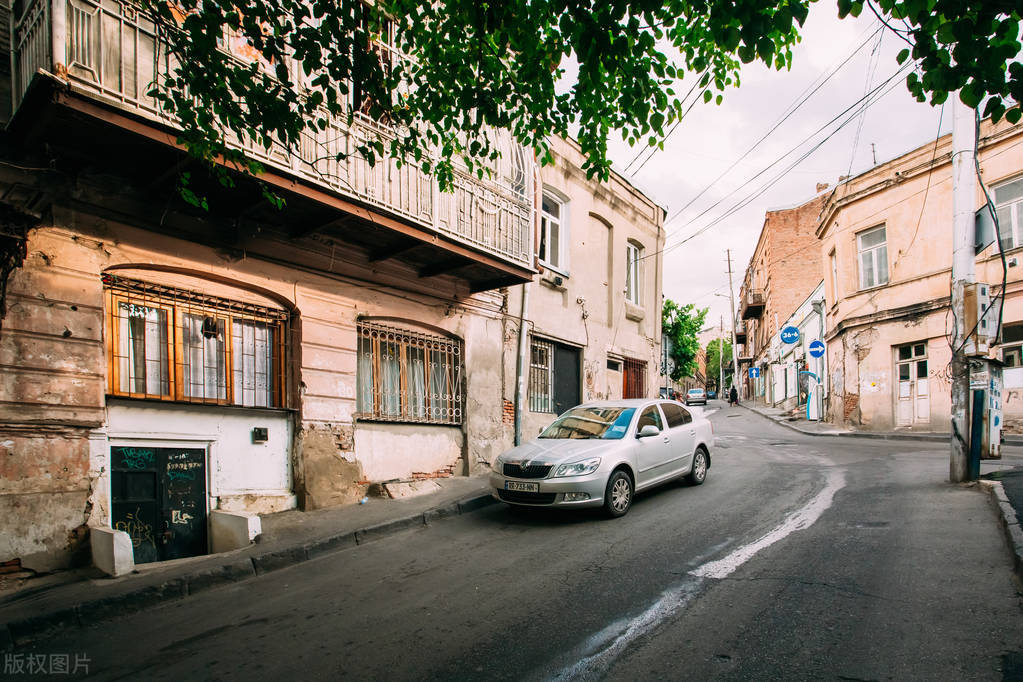 标致4008自动挡停车正确步骤视频,自动挡新手侧方停车最笨方法