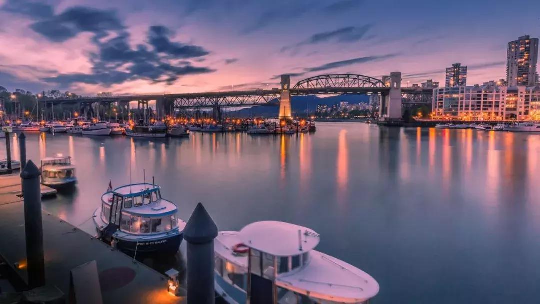 房地产将来的趋势房价会大跌吗,房地产萎缩之后房价会怎样