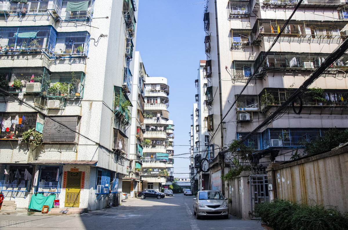 1楼2楼不同意装电梯怎么办,1楼不同意安装电梯合法吗