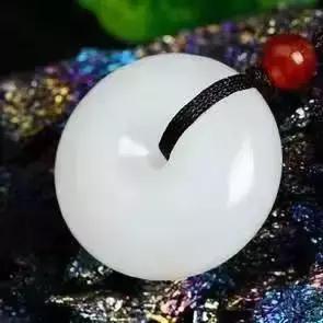 轰动张垣！今晚彩色气球瀑布从天而降！地点就在张家口……