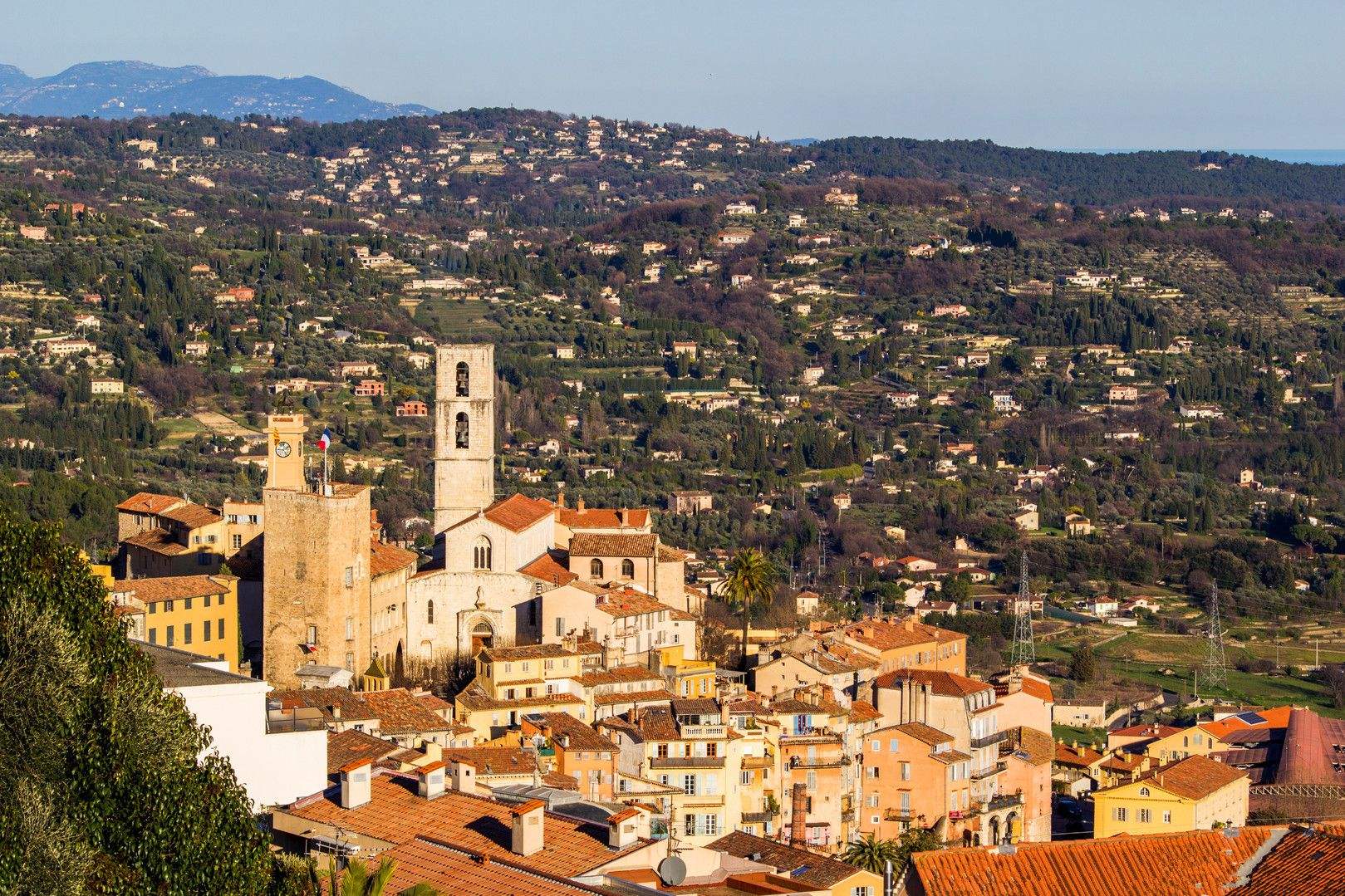 法国小镇格拉斯香水小镇,格拉斯香水小镇适合老人居住吗