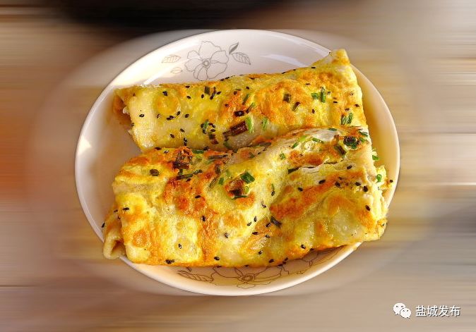 江苏盐城鸡蛋饼,江苏盐城美食鸡蛋饼视频