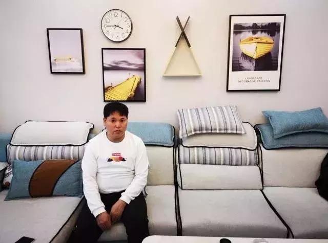 他蒙冤28年获赔460万，如今生活依然失控