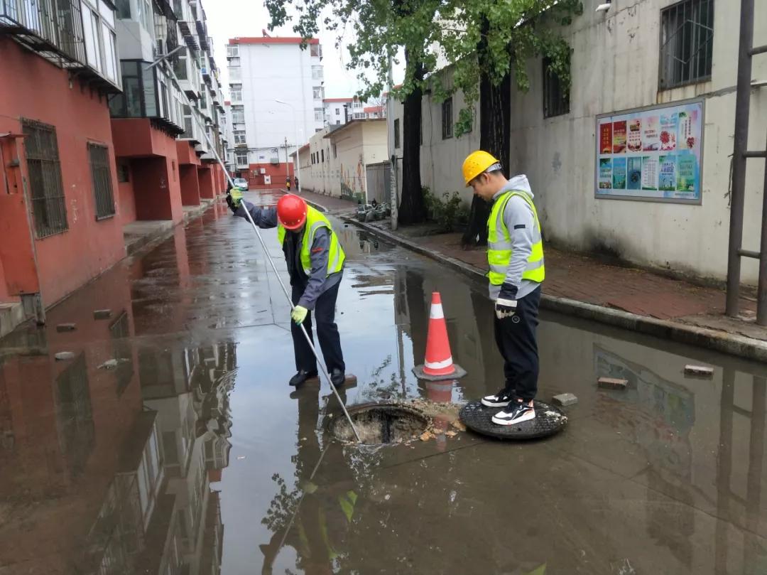 污水井堵了,垃圾没人收……打政务服务便民热线12345