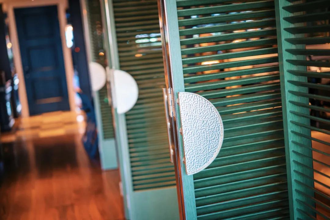 鍗庡皵閬撳か鐧惧勾缁忓吀,鍗庡皵閬撳か鐧惧勾鐢垫