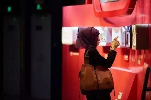 投射式户外广告,社交媒体广告对产品销售的推动